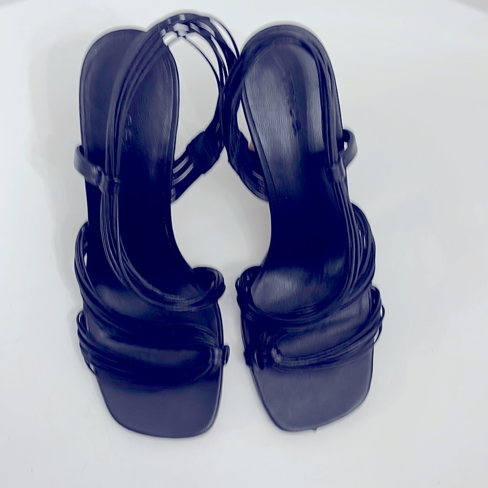 Vince Black Leather Strappy Women's 3.5 Inch Heels Size 9 (40) - Picture 2 of 13